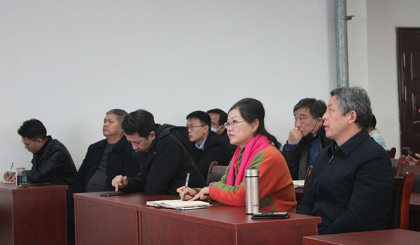 認真445_副本_副本.jpg 認真445_副本_副本.jpg