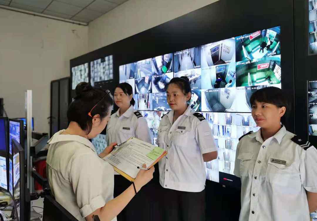 7.監控崗位職責答問_副本.jpg 7.監控崗位職責答問_副本.jpg