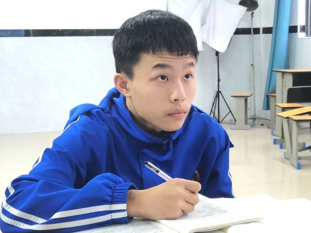 1117bbf63babe11d2c97876952f8017a.jpg 1117bbf63babe11d2c97876952f8017a.jpg