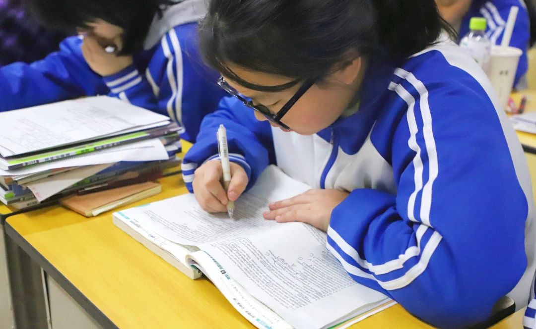 636083945af6734e01d0bc121d38cf6e.jpg 636083945af6734e01d0bc121d38cf6e.jpg